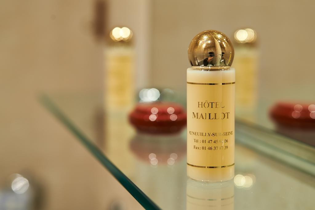 Hotel Maillot Ньой сюр Сен Екстериор снимка